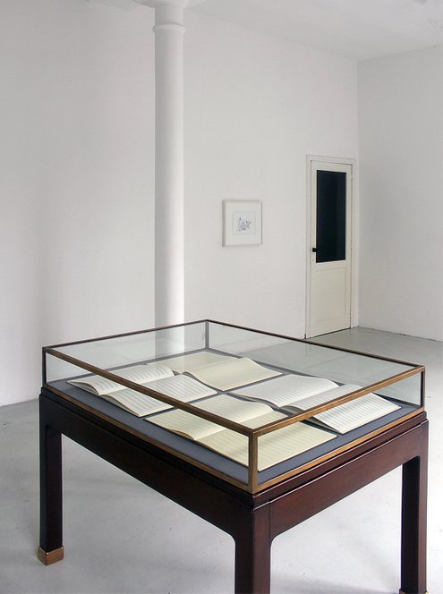 John Murphy Selected works #2, #3, #6, #23, 1973 musical partitions, vitrine, h.99 cm